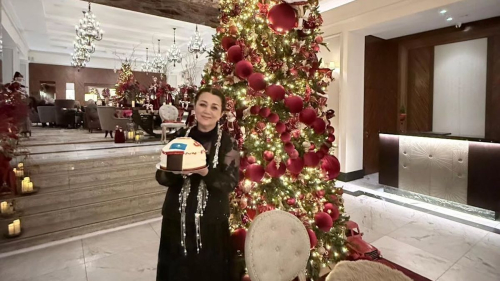 Мама Димаша опубликовала фото из Риги и очаровала его фанатов