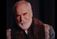 Меладзе вышел на сцену в Алматы в национальном чапане (видео)