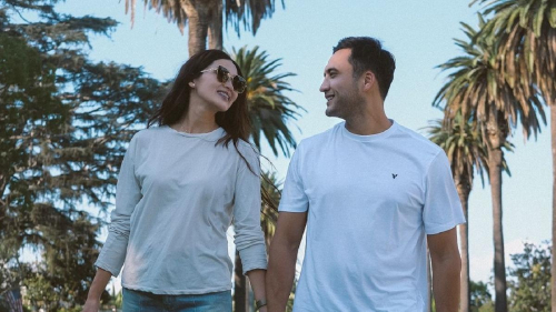 Семья Тауекеля Мусилима устроила теплую фотосессию на пляже в Турции