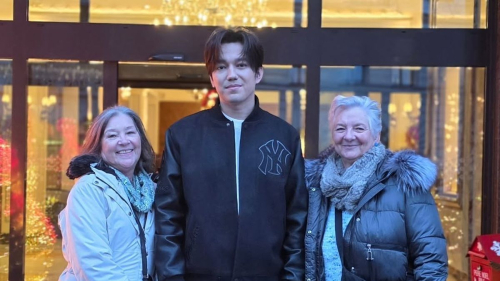 Случайная встреча с Димашем в Риге порадовала его фанатов 1 Случайная встреча с Димашем в Риге порадовала его фанатов