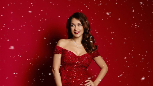 "Во всех нарядах хороша": Екатерина Климова покрасовалась в роскошных платьях