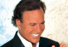 82-летнего Хулио Иглесиаса обвинили в домогательствах бывшие работницы его особняков