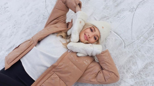 "Ангел": звезда танцев на льду Софья Леонтьева поделилась зимней фотосессией 1 "Ангел": звезда танцев на льду Софья Леонтьева поделилась зимней фотосессией