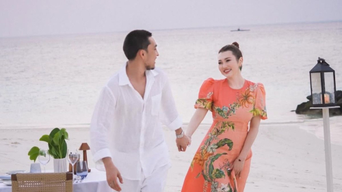 Ерке и RaiM отметили третью годовщину свадьбы на Мальдивах