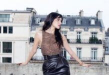 «Идеальная королева»: Ханде Эрчел появилась в элегантном аутфите в Париже