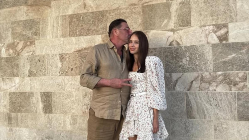 "Никакой драмы": 19-летняя Аврора Киба объявила о расставании с 63-летним Лепсом