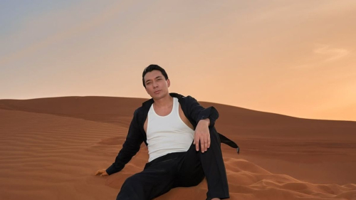 "Вдохновился вашей любовью": Алишер Каримов представил поклонникам авторскую песню