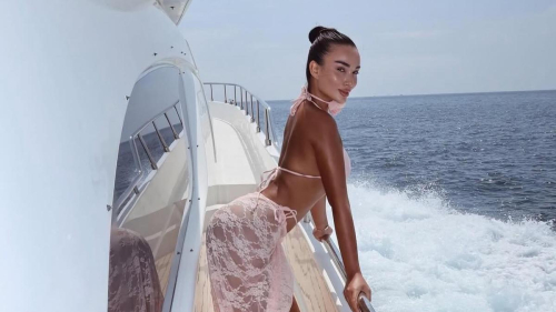 "За махр в 1 млн долларов в год": Мадлен рассказала, что ей предложили стать токал