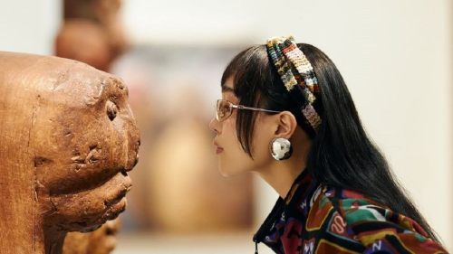 "Больше чем искусство": дочь Жанар Айжановой удивила креативным образом