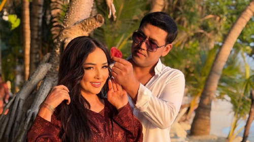 "Как молодожены": Жазира Байрбекова показала фото с мужем с отдыха на Мальдивах