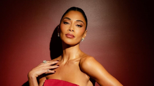 "Леди в красном": Николь Шерзингер покрасовалась в великолепных платьях