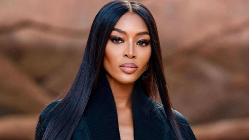 "Не перестаешь удивлять": Наоми Кэмпбелл снялась с необычной прической 1 "Не перестаешь удивлять": Наоми Кэмпбелл снялась с необычной прической