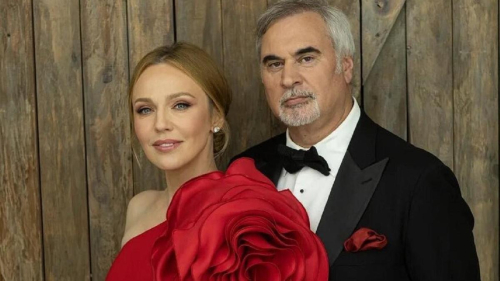 "Не приходи домой, это не ты": жена Меладзе показала, как артист отреагировал на пранк 1 "Не приходи домой, это не ты": жена Меладзе показала, как артист отреагировал на пранк