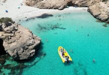 Бухта Кало-дес-Моро может стать недоступной для туристов уже в этом году