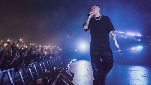 "Умышленно скрывается": рэпера Oxxxymiron заочно арестовали в России