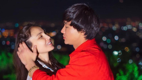 "Весь мир для тебя": Кайрат Нуртас публично признался в любви жене