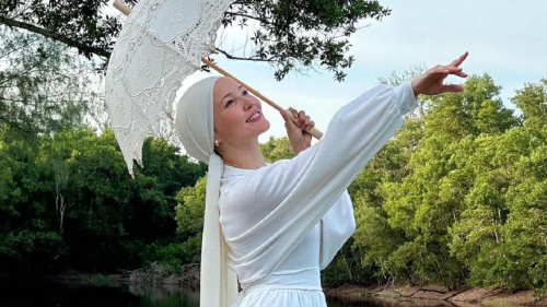 Закружившая под индийскую музыку Камшат Жолдыбаева вдохновила поклонников