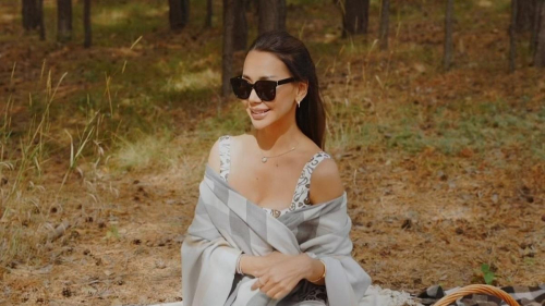 "Женщины обязаны хвалить друг друга": Динара Сатжан поделилась размышлениями