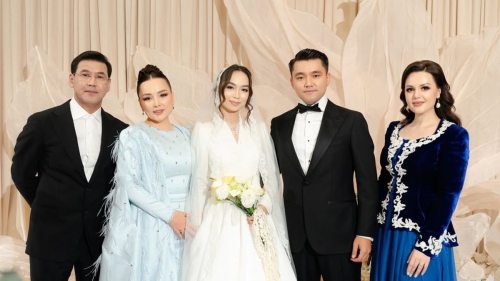 "Свадьба года": Жанболат Ербатыров и Жазира Байрбекова женили сына 1 "Свадьба года": Жанболат Ербатыров и Жазира Байрбекова женили сына