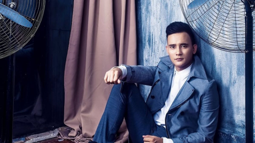 "Вы вампир?": фанаты Али Окапова оценили его архивные фото 1 "Вы вампир?": фанаты Али Окапова оценили его архивные фото