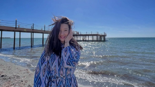 AYREE поделилась фото у моря и вызвала волну восторга фанатов 1 AYREE поделилась фото у моря и вызвала волну восторга фанатов