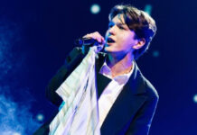 Казахстанцам вернут миллионы за отмененный концерт Акмаля