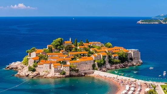 В Черногории вновь планируют открыть Aman Sveti Stefan
