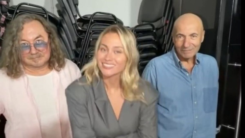 "Не дала шанса сбежать": блогер уговорила Крутого и Николаева сыграть "крутых парней" 1 "Не дала шанса сбежать": блогер уговорила Крутого и Николаева сыграть "крутых парней"
