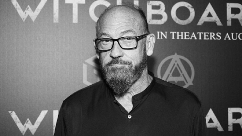Умер режиссер культового фильма "Маска" 1 Умер режиссер культового фильма "Маска"