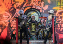 77-летний барабанщик рок-группы ZZ Top Фрэнк Бирд приостановил гастроли из-за проблем со здоровьем