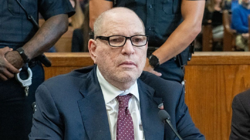 Харви Вайнштейну вынесли новый приговор: его осудили на 15 лет