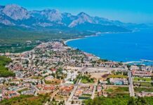 Галька, песок и глубина: чем берег Кемера отличается от Белека и Сиде