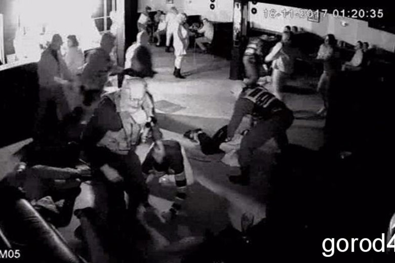 СКР возбудил дело об избиении полицейскими посетителей ночного клуба в Ельце