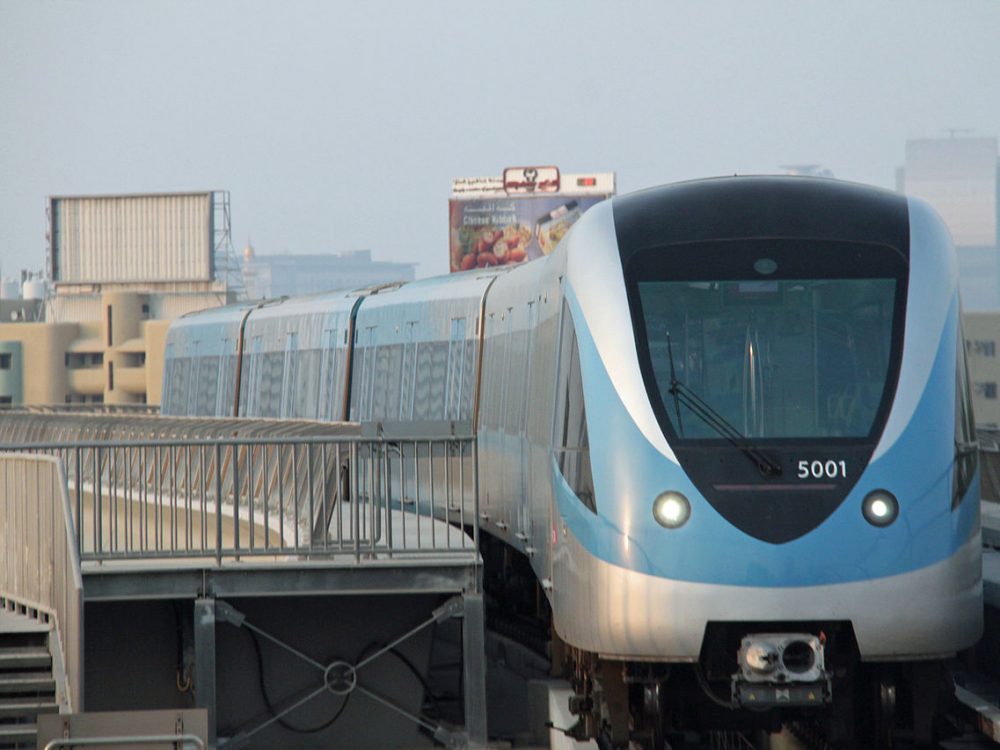 В Пекине выпустили на линию первые беспилотные поезда