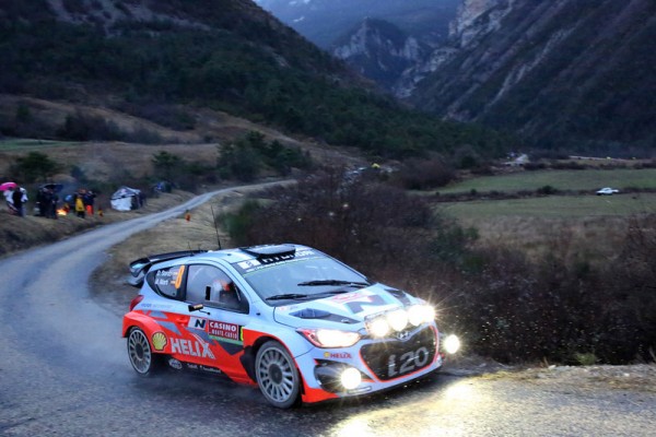 Hyundai i20 WRC 2015