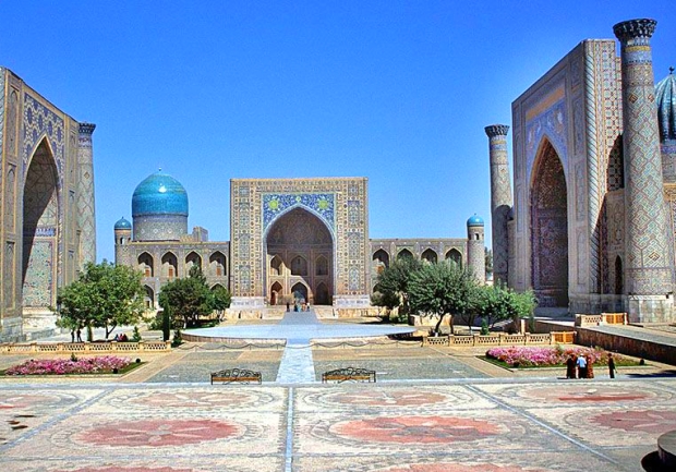 площадь Регистан - самое красивое место в Центральной Азии